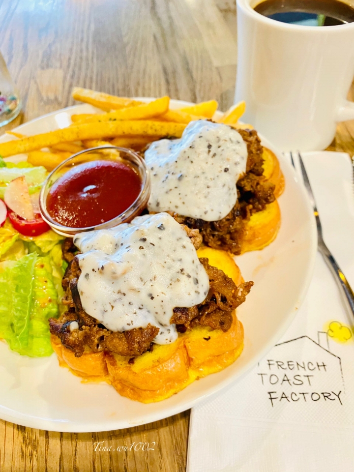 好吃😋的板橋區府中早午餐店⭐️French Toast Factory｜板橋法式吐司