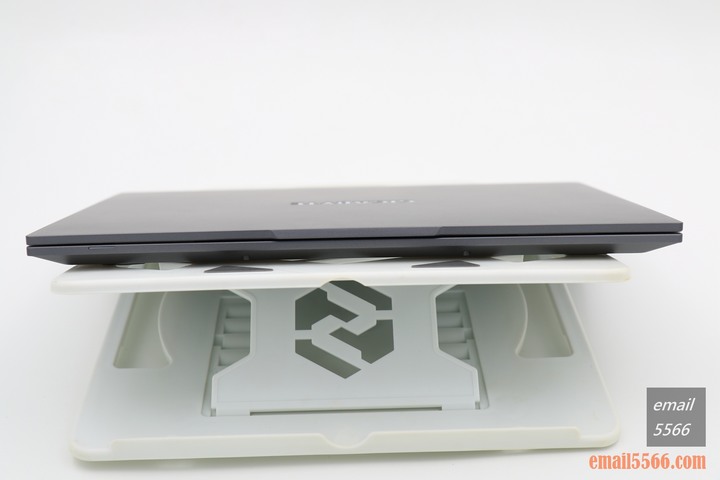 GIGABYTE U4 Ultrabook-輕薄筆記型電腦 掌握財富密碼 隨時交易