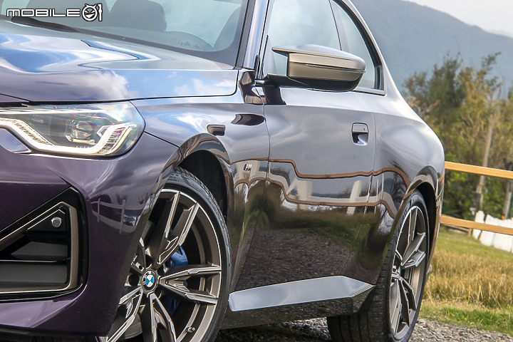 BMW M240i xDrive 試駕|樂趣至上、天生不羈的魅力小跑車!