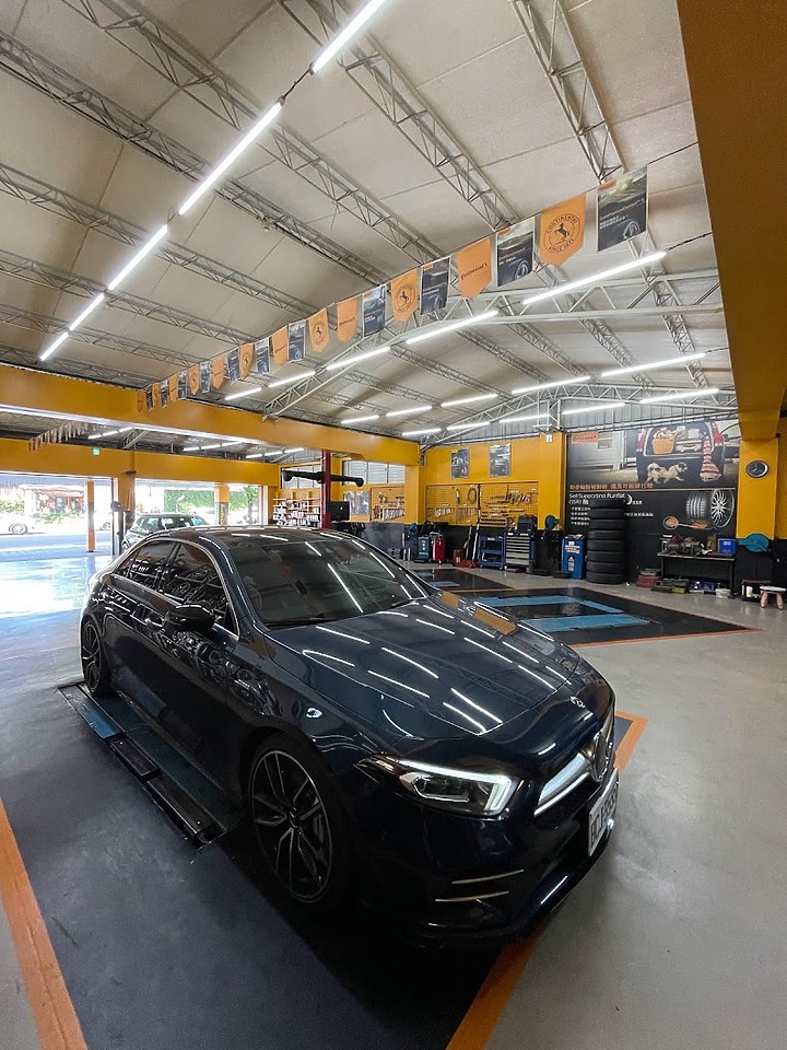 點我看大圖 CP值之王,AMG A35試用F1A5輪胎心得