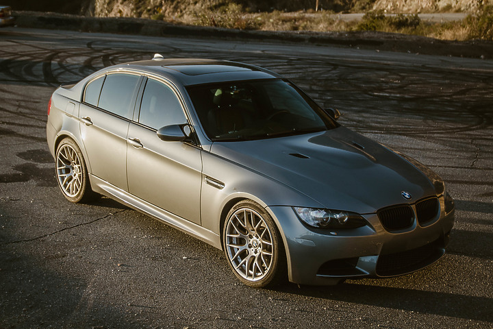 2021 回顧 - 1991 BMW E30 318iS 關箱 + 2009 BMW E90 M3 開箱