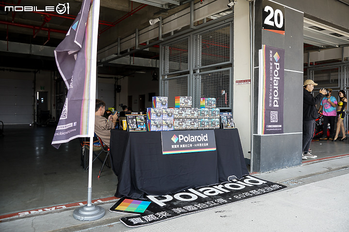 【採訪】為賽道而生怎麼錯過賽道體驗？2022 aprilia 賽道日讓 RSV4、RS660、Tuono 等車主跑得爽又有大獎拿！