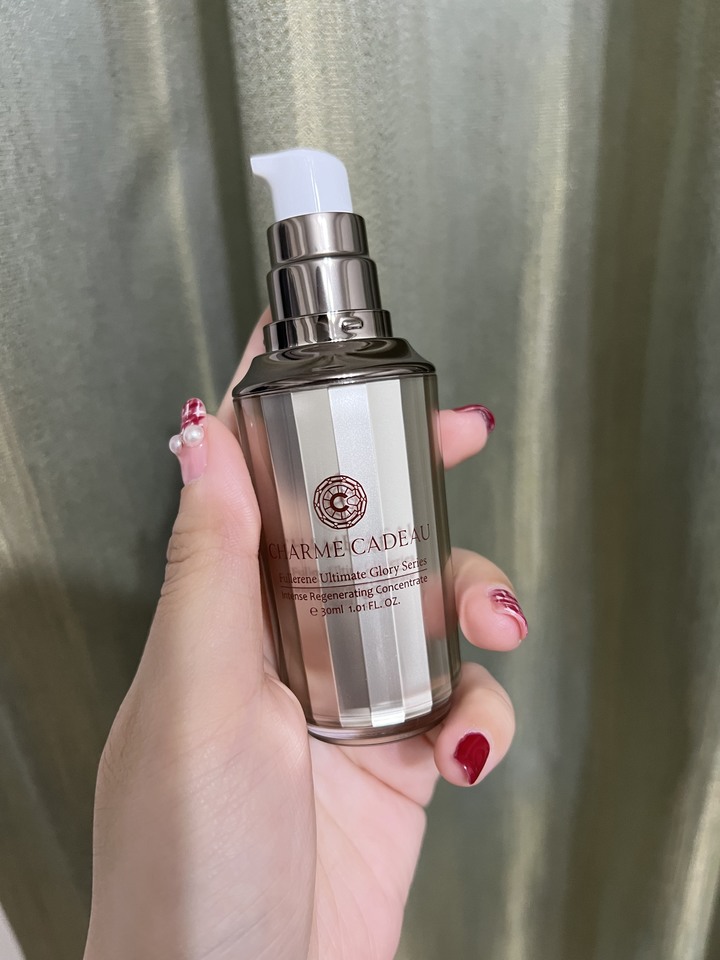 [開箱]輕熟齡肌蜜糖-CHARME CADEAU香迪卡朵-極致燦光系列