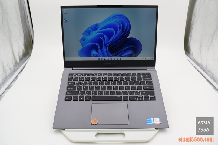 GIGABYTE U4 Ultrabook-輕薄筆記型電腦 掌握財富密碼 隨時交易