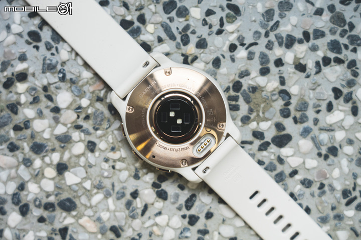 Garmin VENU 2 PLUS GPS 智慧腕錶開箱|支援智能聲控的美型錶!