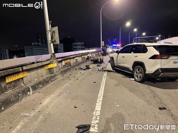 要如何才能將車逆向開上環東