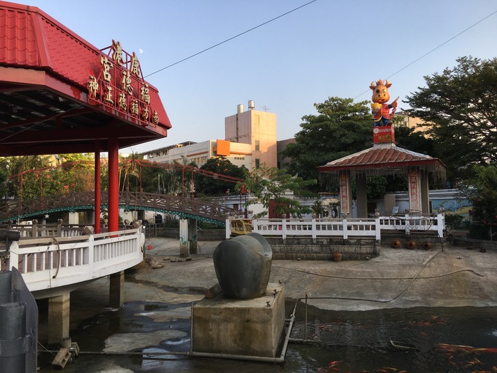 一府、二鹿、 三艋舺--騎遊鹿港古蹟小鎮