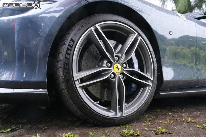 Ferrari Roma 試駕|進入超跑領域的康莊大道