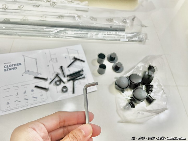 開箱｜LIGFE立格扉，居家收納組裝家具，簡單有品味!霧灰顏色好美~質感可調式掛衣架&竹木杯墊，清新北歐/沉穩工業/簡約自然風格任你選!!