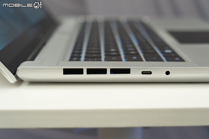 GIGABYTE 全新 AERO / AORUS 系列筆電實機動手玩 外型小改更期待效能