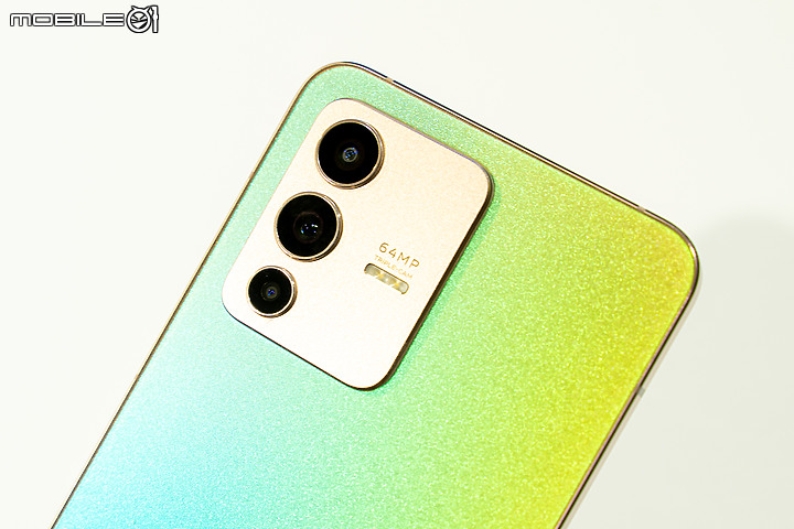 可變色溫補光燈搭雙前鏡頭！vivo V23 5G自拍旗艦登場