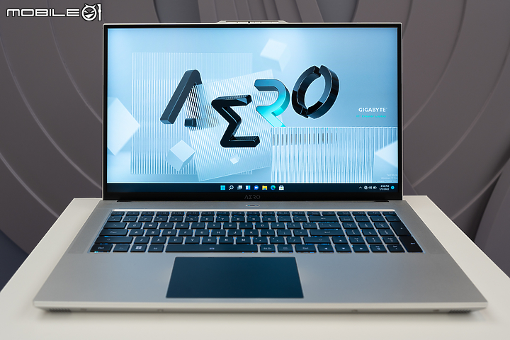 GIGABYTE 全新 AERO / AORUS 系列筆電實機動手玩 外型小改更期待效能