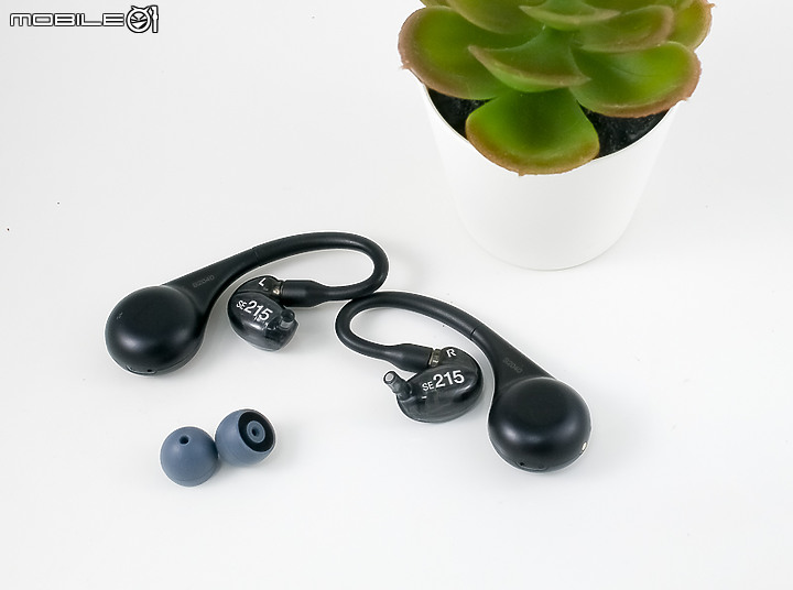 【北極熊開箱】回憶樸實的經典- SHURE AONIC 215 Ture Wireless