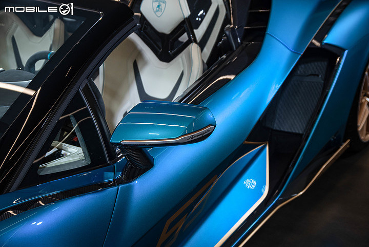 【全球限量19部】台灣唯一,Lamborghini Sián Roadster正式抵台亮相!