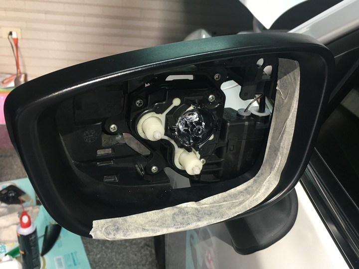 2016 Mazda 3 照後鏡收折 DIY 維修