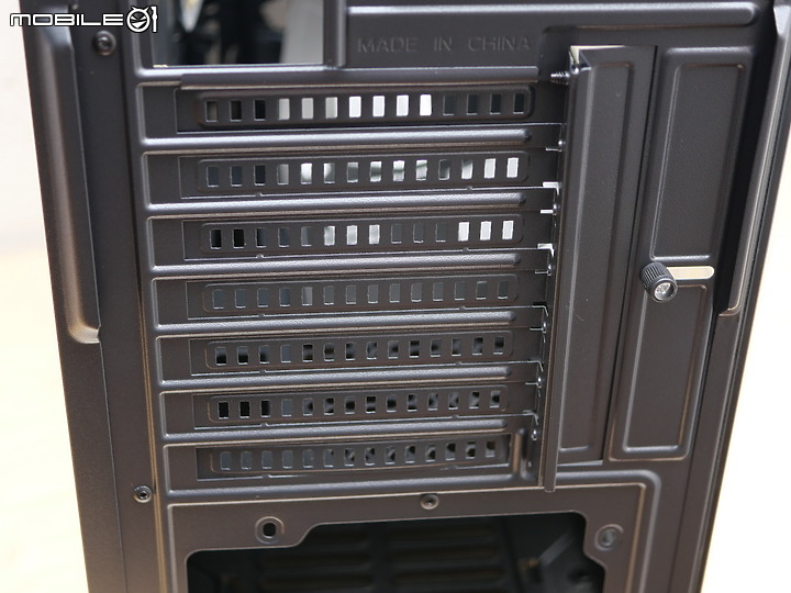 [開箱] BitFenix 風魅影 2022 窄機身無光害版
