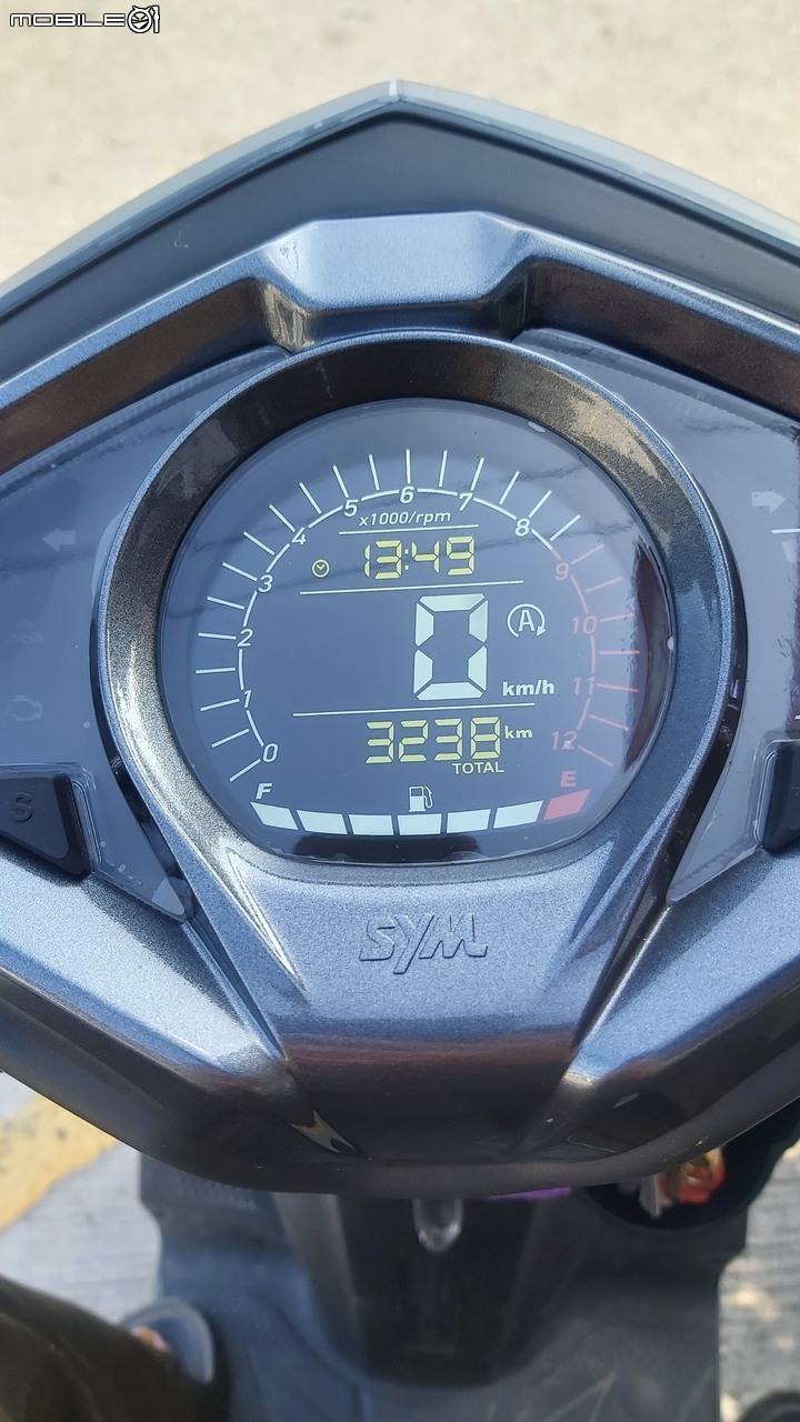 Jet SL 開箱 & 老車關箱 & 300公里心得 + 3000公里心得