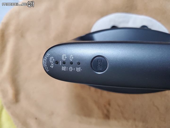 [微開箱]Panasonic 2合1 蒸氣電熨斗 NI-FS770