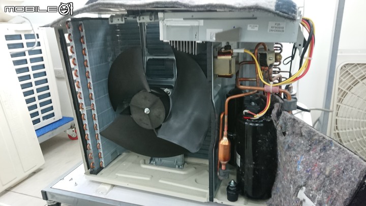 日立冷氣渦捲式與單迴轉式壓縮機運轉音色