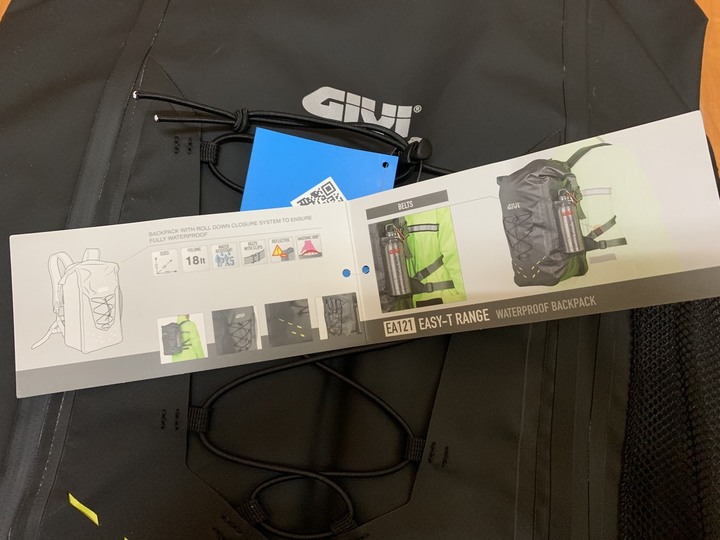 絕對防水且容量適中的通勤背包 GIVI EA121後背包
