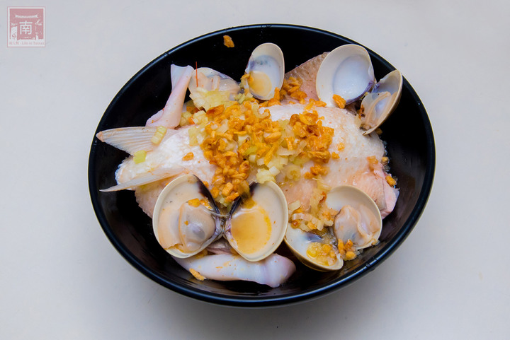 【臺南美食】虱目魚肚粥升級了｜沿海養殖吃益生菌長大的虱目魚｜台灣沿海螃蟹｜藥膳螃蟹粥｜虱目魚肚海鮮粥｜虱目魚皮海鮮麵~順慶海鮮麵