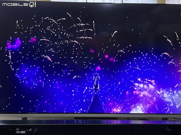 在房間打造個人影音空間-第三彈(TCL 43P725 開箱文)