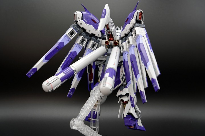 RG RX-93-ν2 Hi-ν GUNDAM