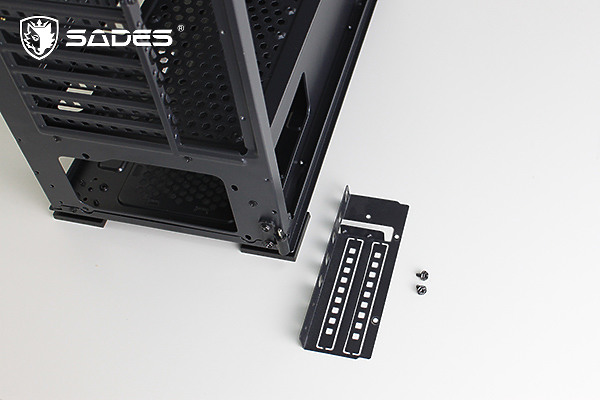 點我看大圖 SADES賽德斯Yu甲魚電競RGB機殼,三顆14公分RGB風扇強力散熱!【新品開箱】