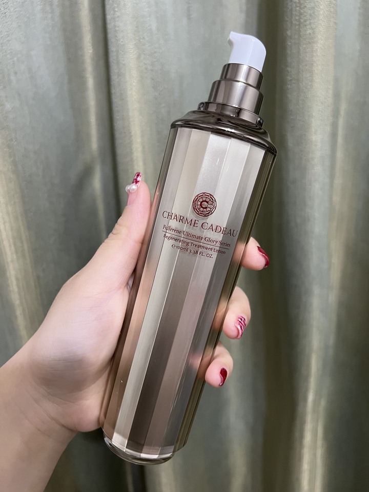 [開箱]輕熟齡肌蜜糖-CHARME CADEAU香迪卡朵-極致燦光系列
