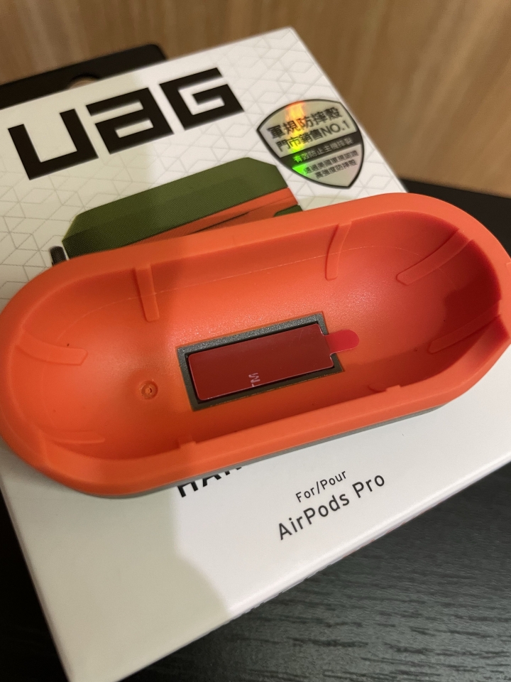[簡單開箱］UAG AirPods PRO耐衝擊防水防塵硬式保護殼 耳