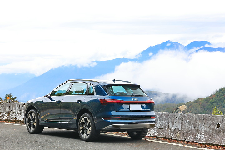 (映像旅行) 2068km的零排放寧靜環島極旅 feat. Audi e-tron 55 quattro advanced 進化版