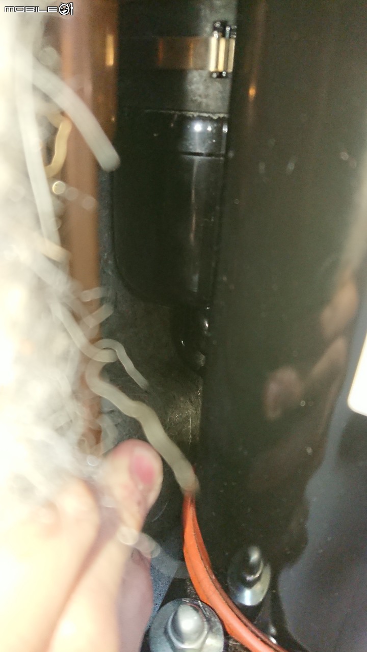 日立冷氣渦捲式與單迴轉式壓縮機運轉音色