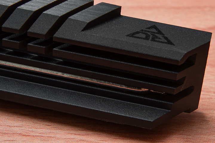 「ROG STRIX Z690-I」 - 增建蓋滿ITX建築工藝文。