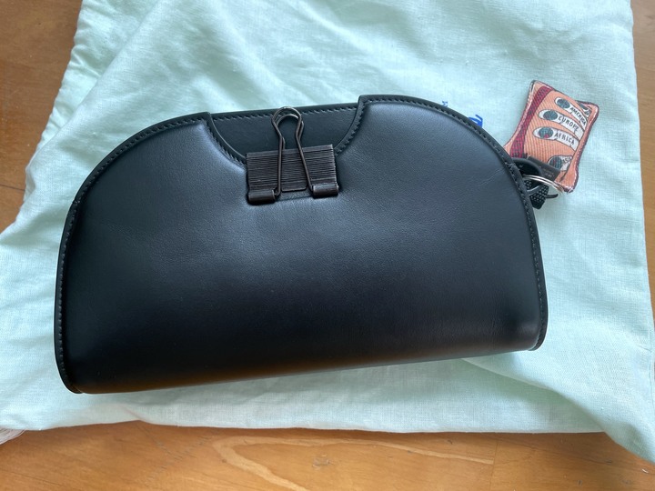 Off White Swiss camera bag 開箱