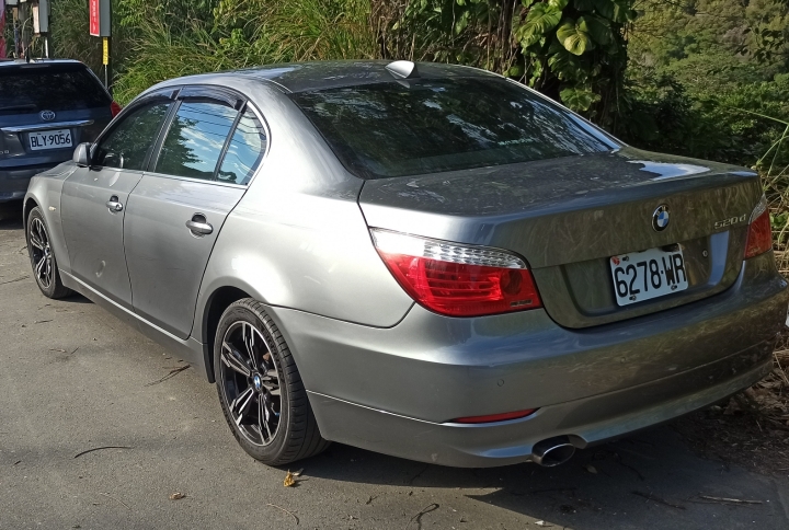 售2009 BMW 520d 2.0