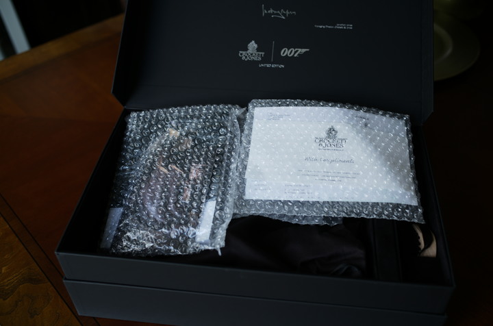 點我看大圖 Crockett & Jones "JAMES" 007 Limited Edition