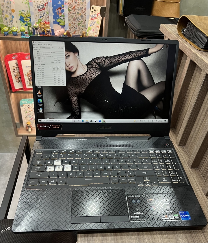 ASUS TUF GAMING F15 FX506HM 灰色個人小改裝