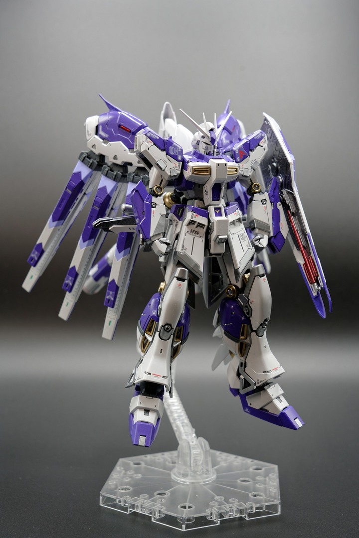 RG RX-93-ν2 Hi-ν GUNDAM