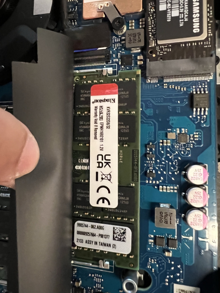 ASUS TUF GAMING F15 FX506HM 灰色個人小改裝
