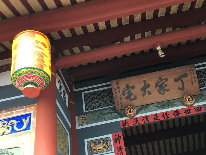 一府、二鹿、 三艋舺--騎遊鹿港古蹟小鎮