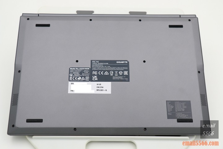 GIGABYTE U4 Ultrabook-輕薄筆記型電腦 掌握財富密碼 隨時交易