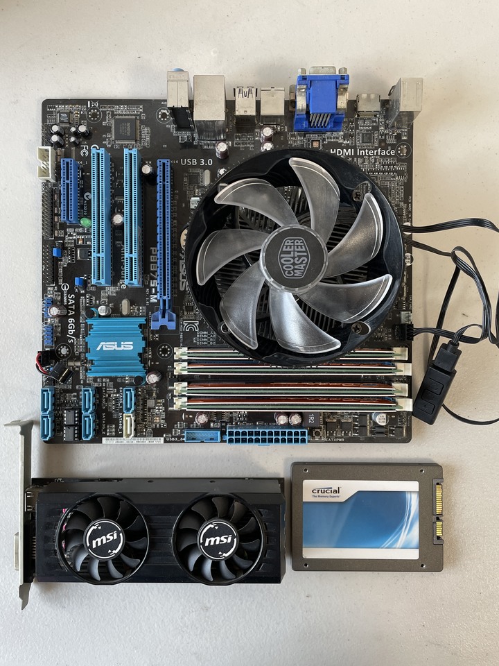 【開箱】聯力O11 Dynamic MINI 機殼內加裝14吋螢幕
