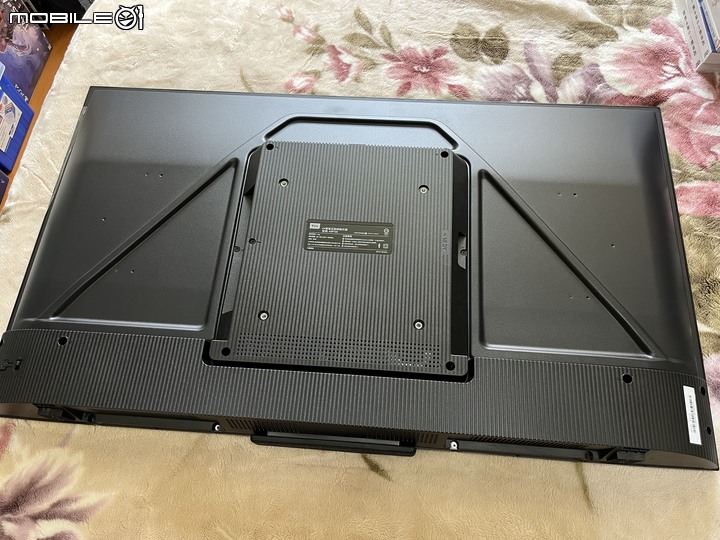 在房間打造個人影音空間-第三彈(TCL 43P725 開箱文)