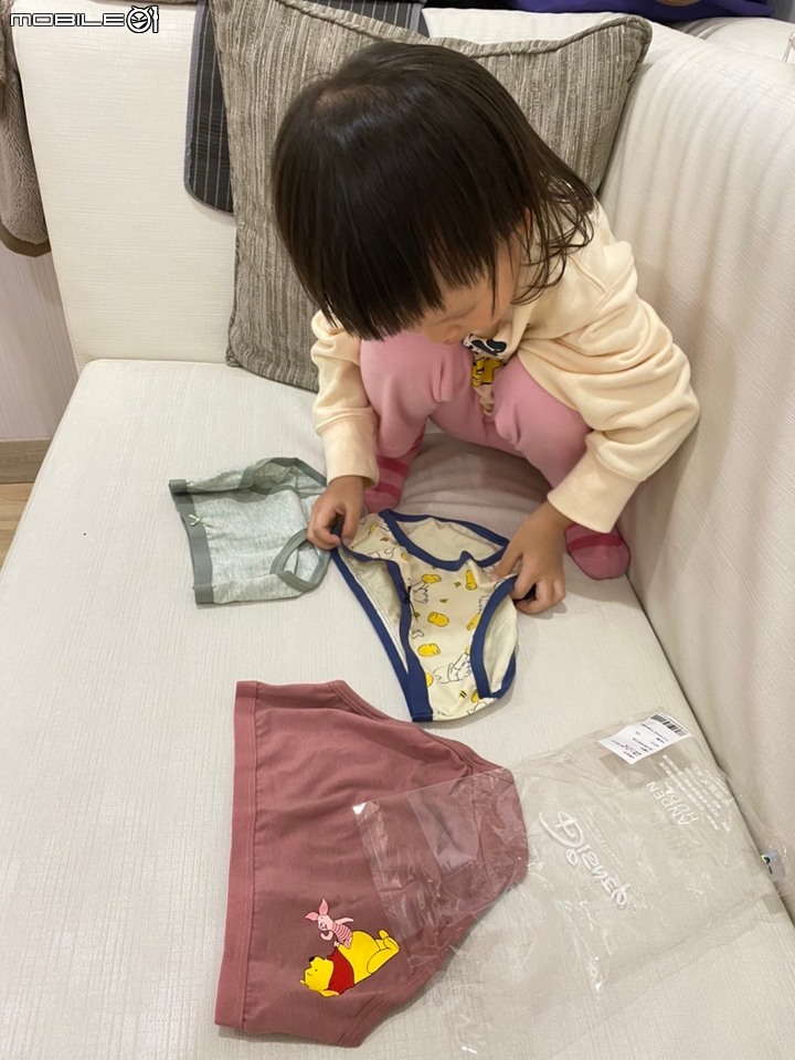 點我看大圖 好評推薦 Andenhud的純棉內褲 ~迪士尼款超可愛