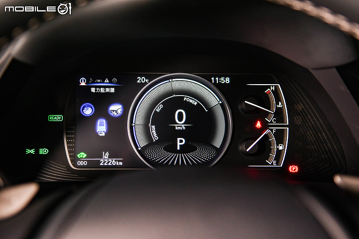 Lexus小改款ES300h豪華版試駕 │ 用細節來展示,精雕細琢過的舒適!