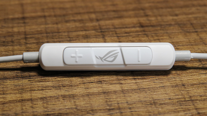 ROG CLAVIS & CETRA II CORE Moonlight - 絕配的迷你小旗艦