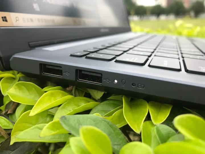 [OL 出任務] 輕奢文書機 Vivobook Pro K3500 筆電
