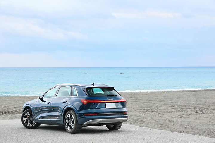 (映像旅行) 2068km的零排放寧靜環島極旅 feat. Audi e-tron 55 quattro advanced 進化版