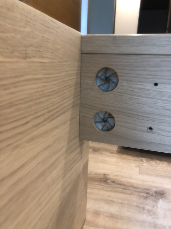 請問這個ikea的五金怎麼卸下來？