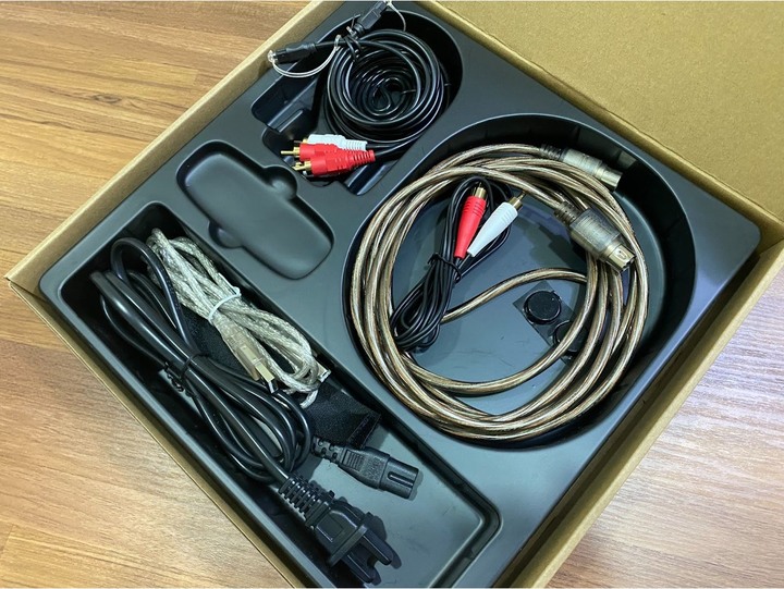 Airpulse A80 - 書桌上的耳朵好朋友